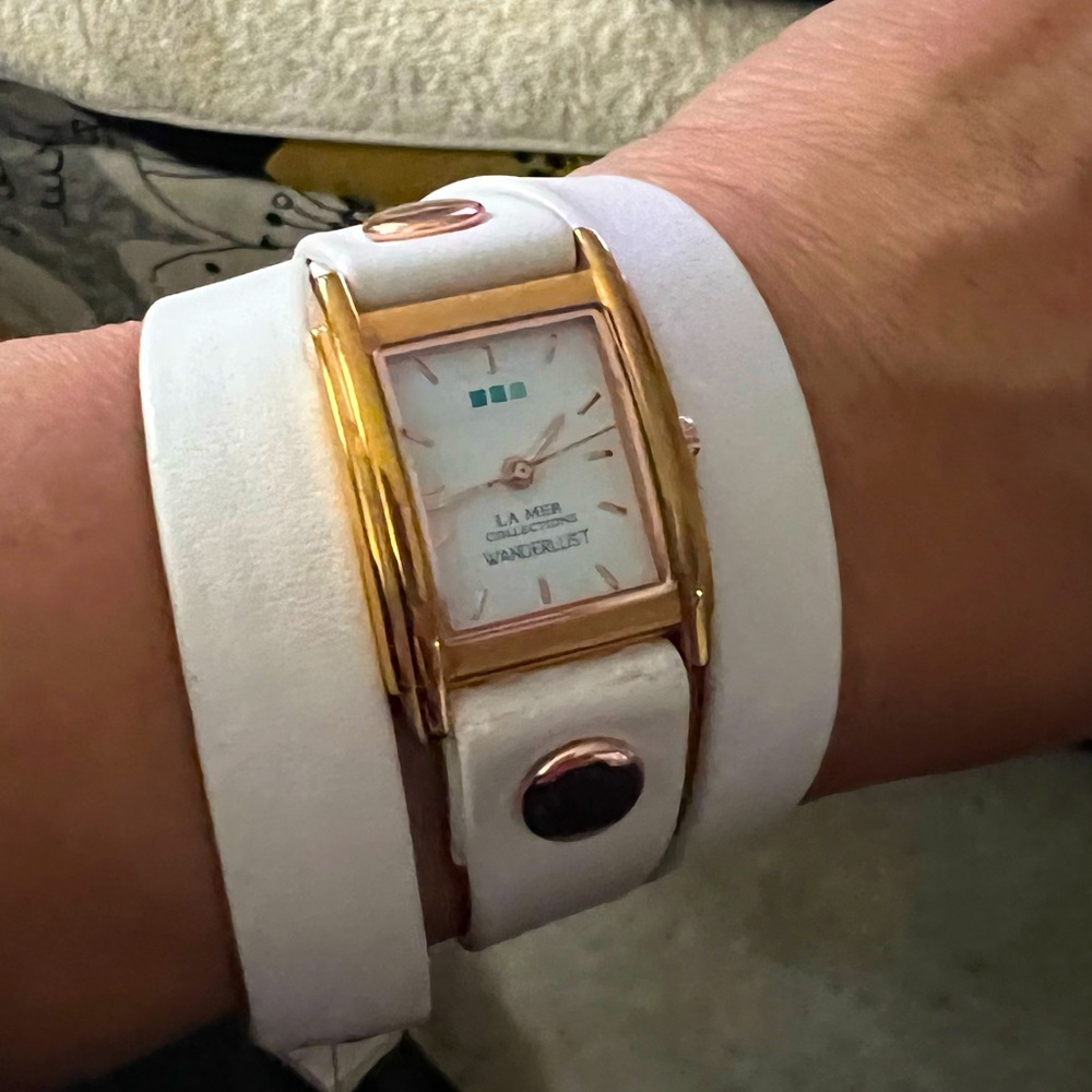 La Mer Collections Wanderlust Faux Leather Watch